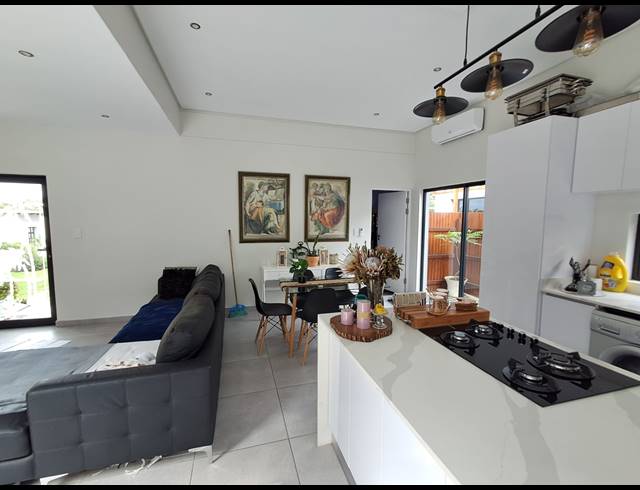 3 BEDROOM HOUSE FOR SALE IN PALM LAKES ESTATE